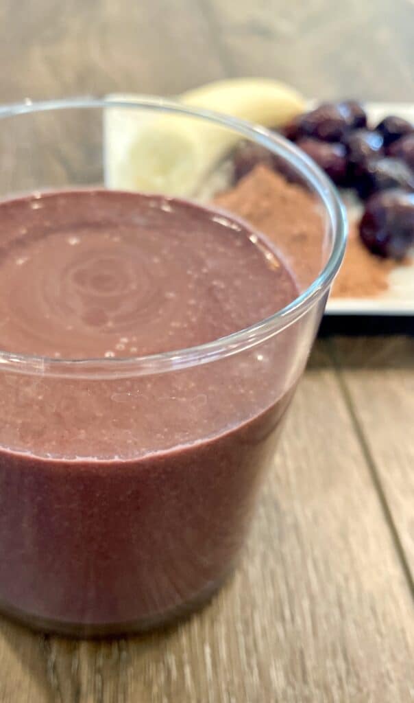 chocolate cherry smoothie